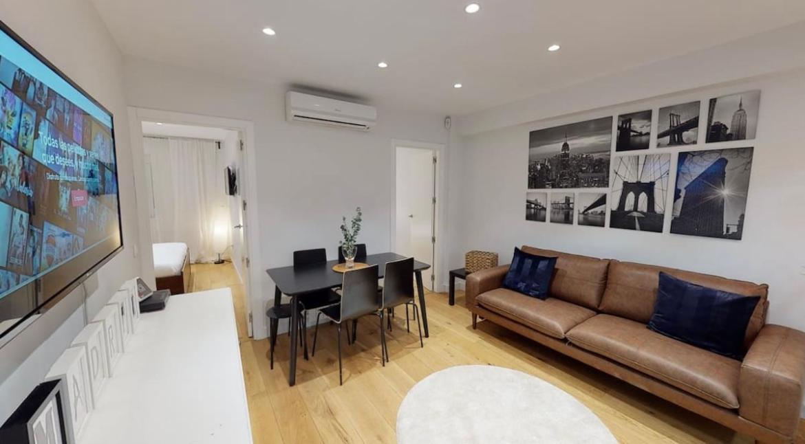 Edsam Brown Madrid Apartman Kültér fotó