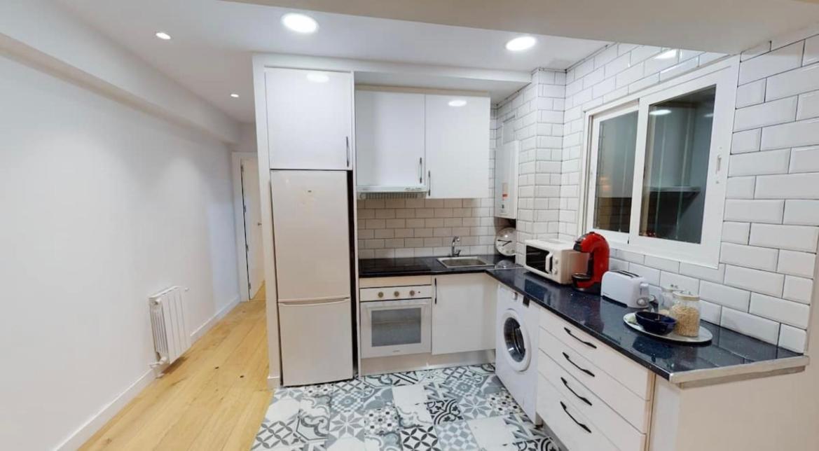 Edsam Brown Madrid Apartman Kültér fotó