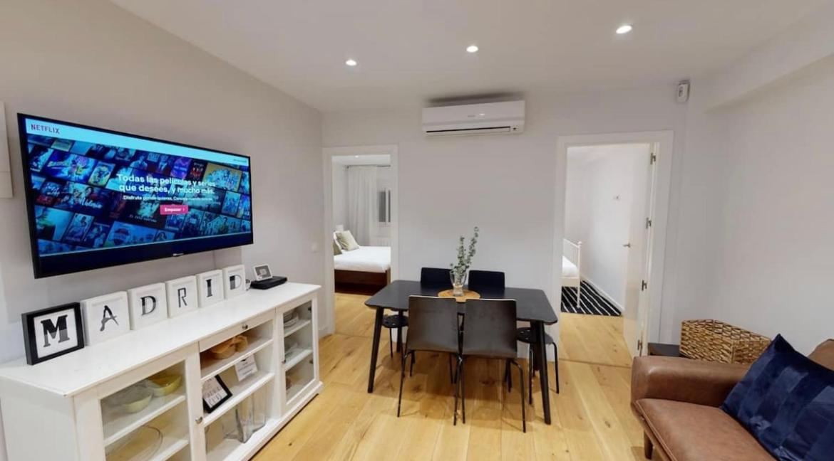 Edsam Brown Madrid Apartman Kültér fotó