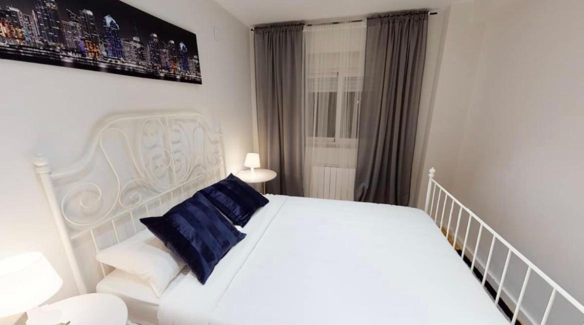 Edsam Brown Madrid Apartman Kültér fotó