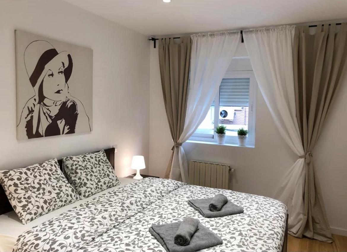 Edsam Brown Madrid Apartman Kültér fotó